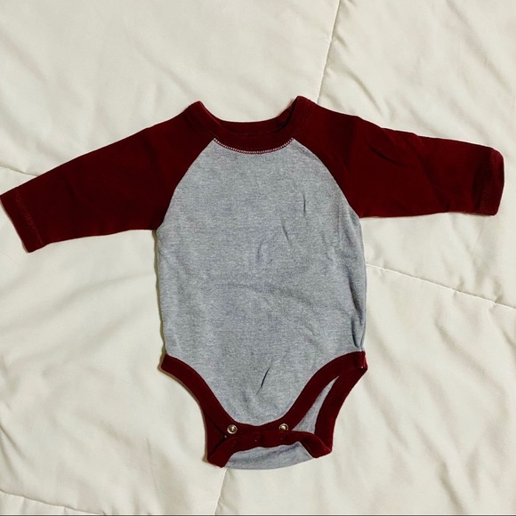 Old Navy 0-3m Onesie Bundle - Picture 2 of 6